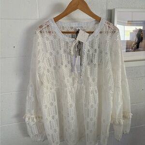 Love Riche Lace Blouse